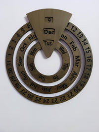 Wooden Perpetual Calendar – Timeless Desk &amp; Home Décor